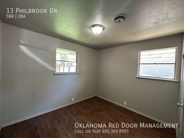 13 Philbrook Dr - Photo 7 of 25