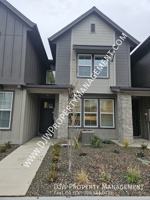featured image of 1366 N Meadowglen Ave