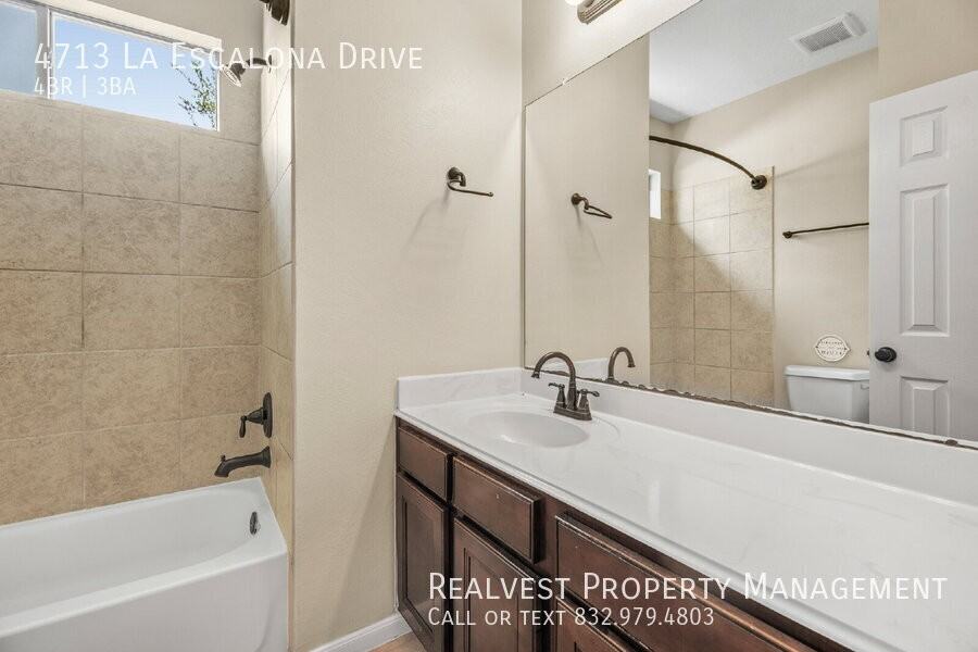 4713 La Escalona Dr - Photo 7 of 23