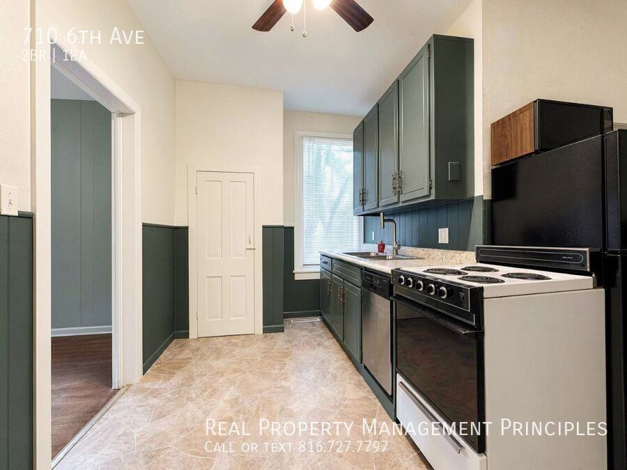 710 6th Ave - Photo 6 of 15