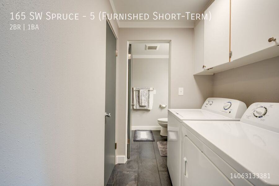 165 Sw Spruce St - Photo 7 of 15