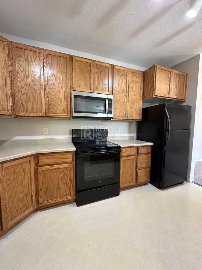 3865 S Dayton St #202 - Photo 5 of 21