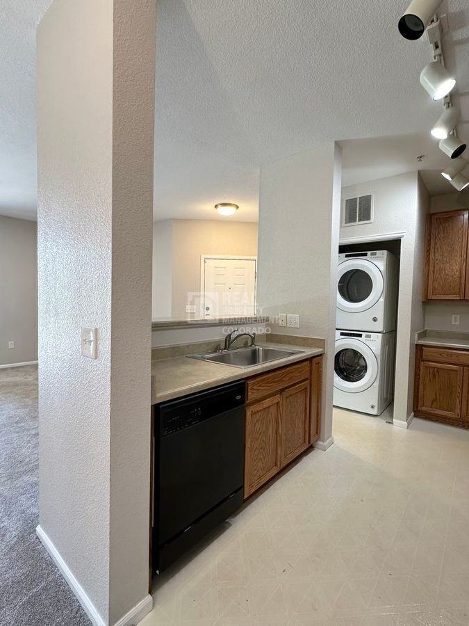 3865 S Dayton St #202 - Photo 7 of 21