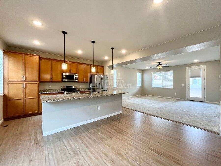11909 Norfolk Ct - Photo 4 of 16
