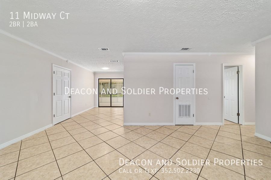 11 Midway Ct - Photo 7 of 31