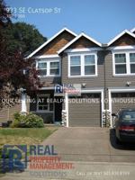 featured image of 933 Se Clatsop St
