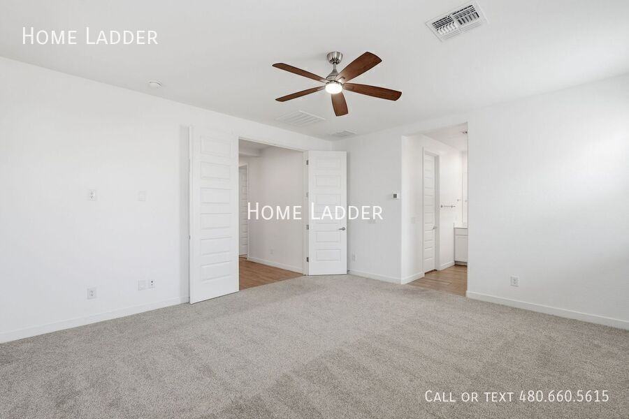 4064 E Catclaw St - Photo 6 of 34
