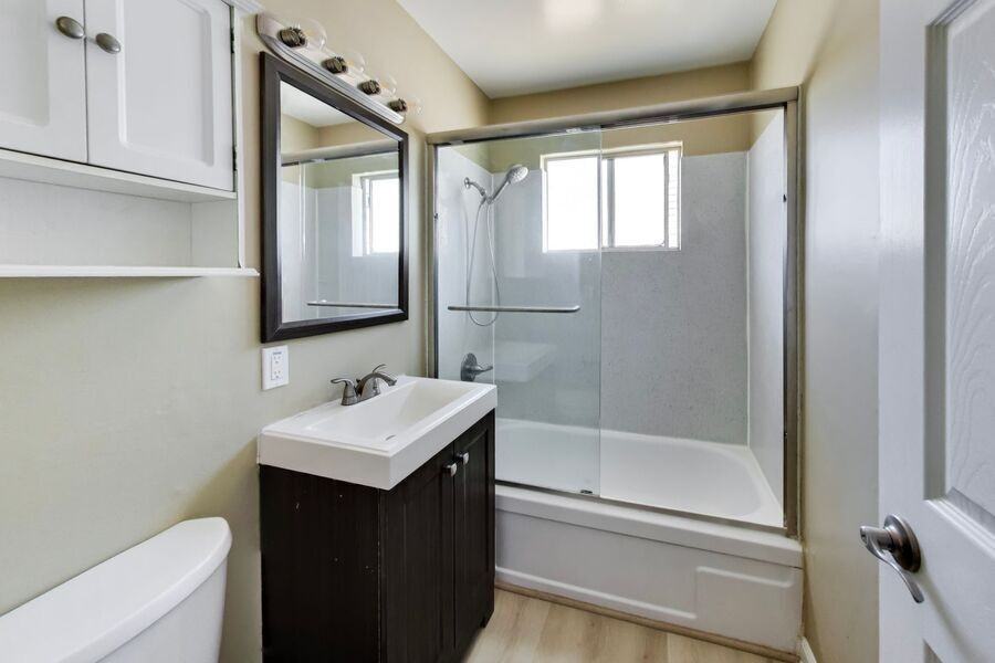 561 S 7th St #05 - Photo 3 of 20