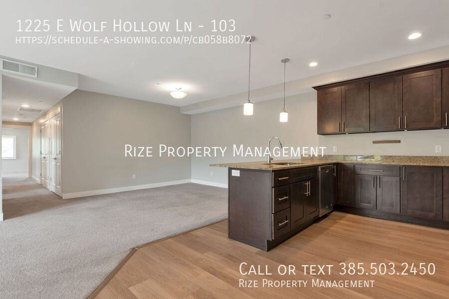 1225 E Wolf Hollow Ln #103 - Photo 5 of 17