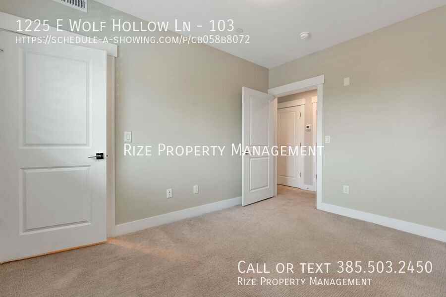 1225 E Wolf Hollow Ln #103 - Photo 6 of 17