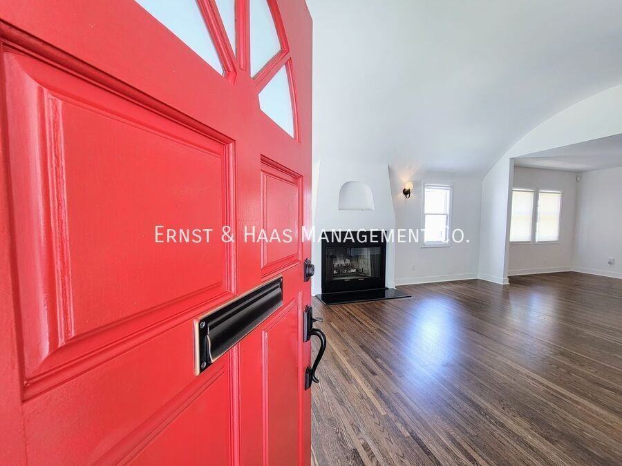 2227 Camden Ave - Photo 3 of 39