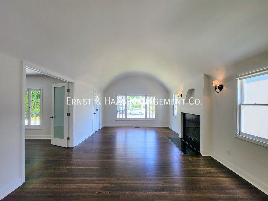 2227 Camden Ave - Photo 5 of 39