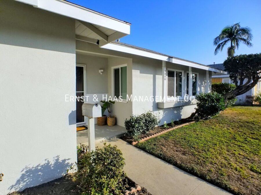 3080 Palo Verde Ave - Photo 3 of 25