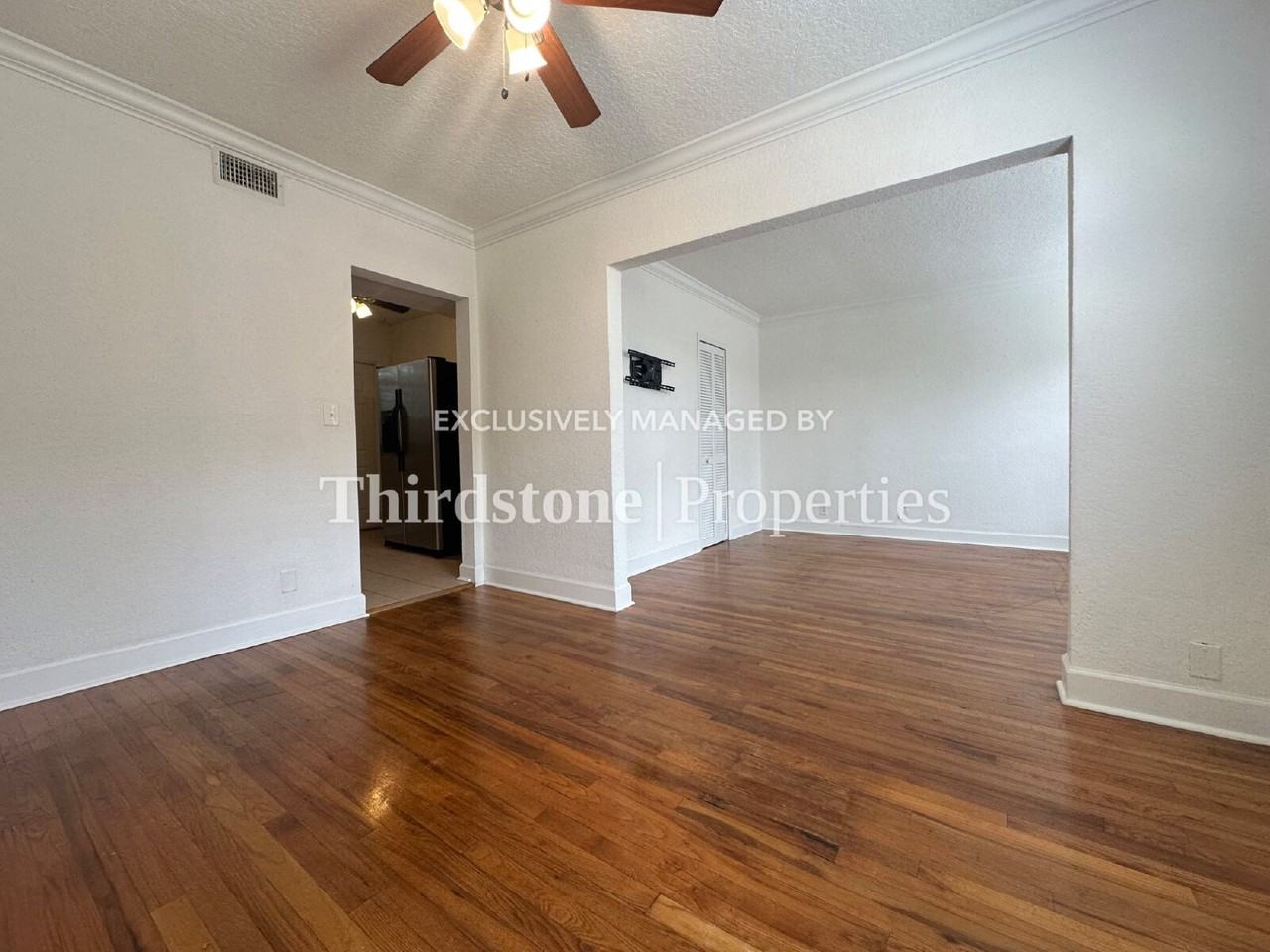 319 1st Ave N #1A - Photo 5 of 16