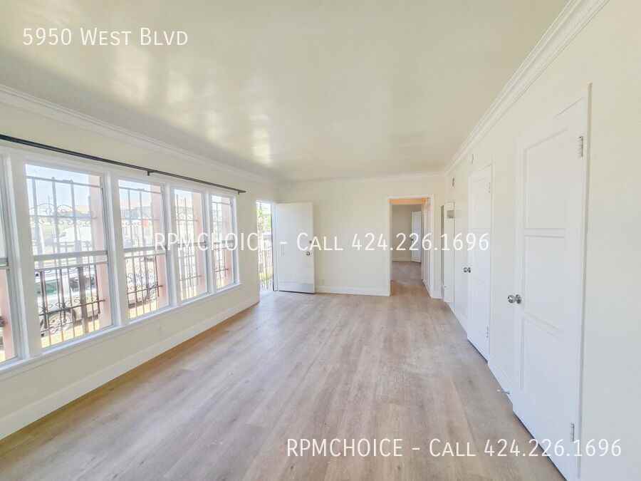 5950 West Blvd - Photo 2 of 12