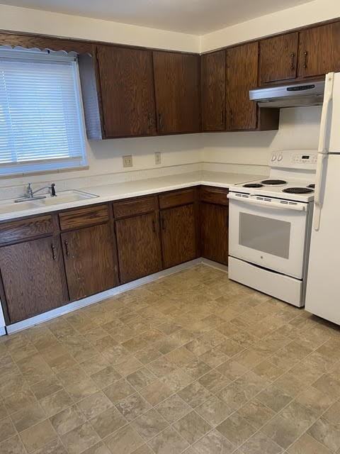 5331 S Delaware St - Photo 6 of 42