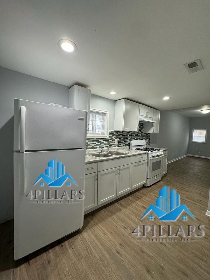 7300 W 128th Pl - Photo 7 of 21