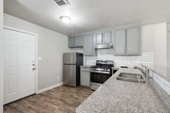 4226 Coke St - Photo 1 of 1