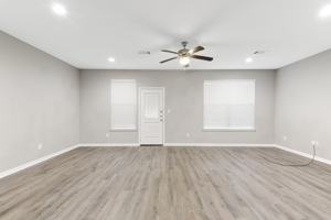 featured image of 124 Artesian Way