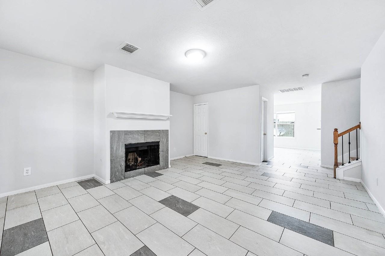 17219 Morning Blossom Pl - Photo 5 of 35
