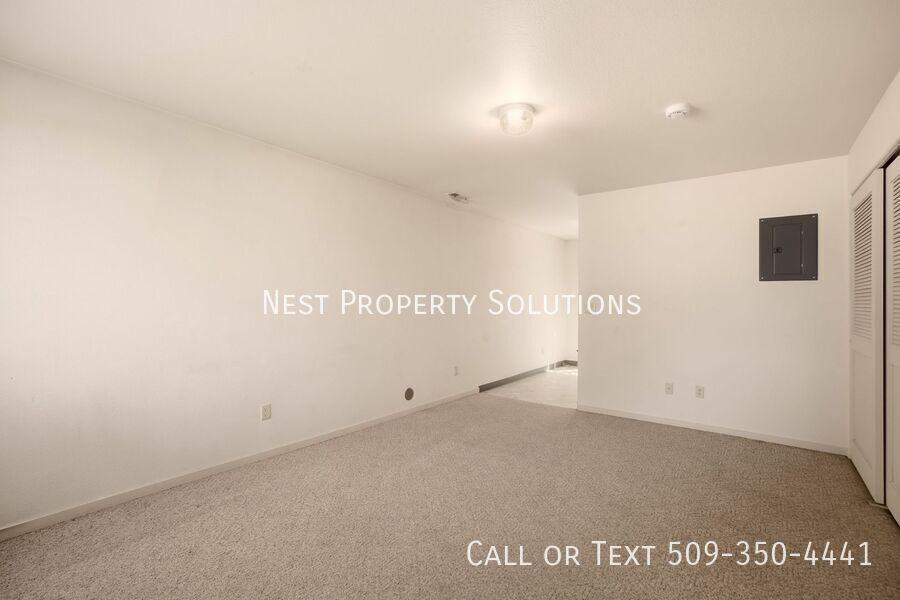 1818 W Crouse St #1 - Photo 7 of 22