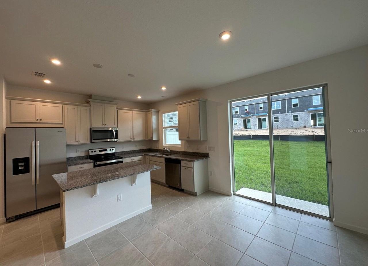 1166 Seaside Mist Trl - Photo 2 of 32