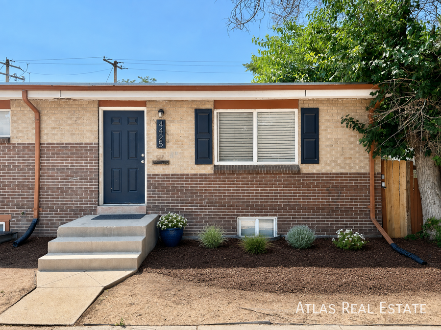4425 Elizabeth St - Photo 2 of 11