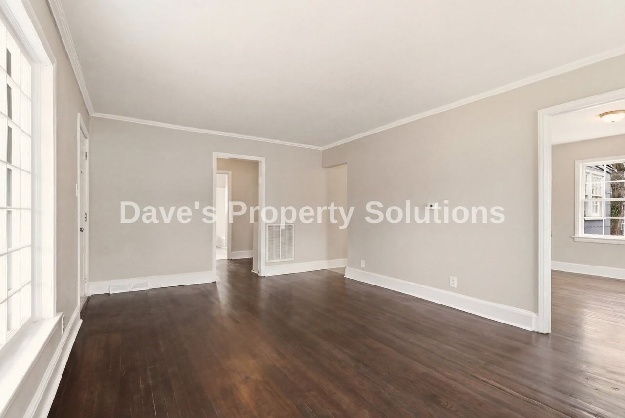 829 W Terrell St - Photo 7 of 27