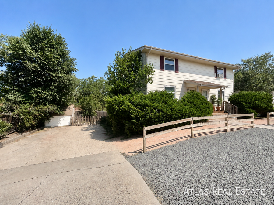 6982 Mariposa St #A - Photo 5 of 14
