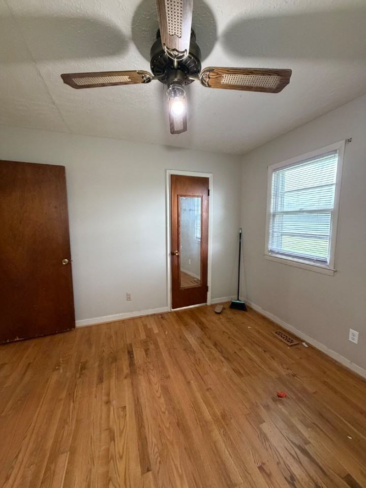 159 Vance Dr - Photo 6 of 9