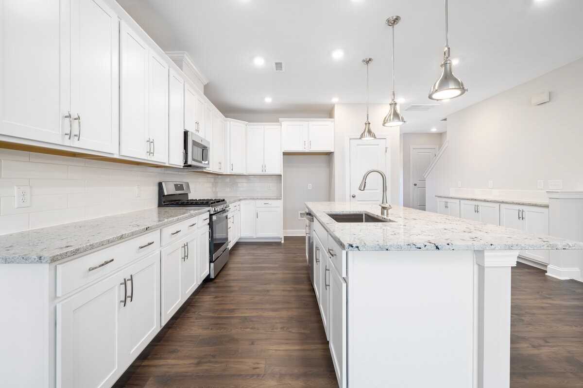 1105 Falling Rock Pl - Photo 2 of 26