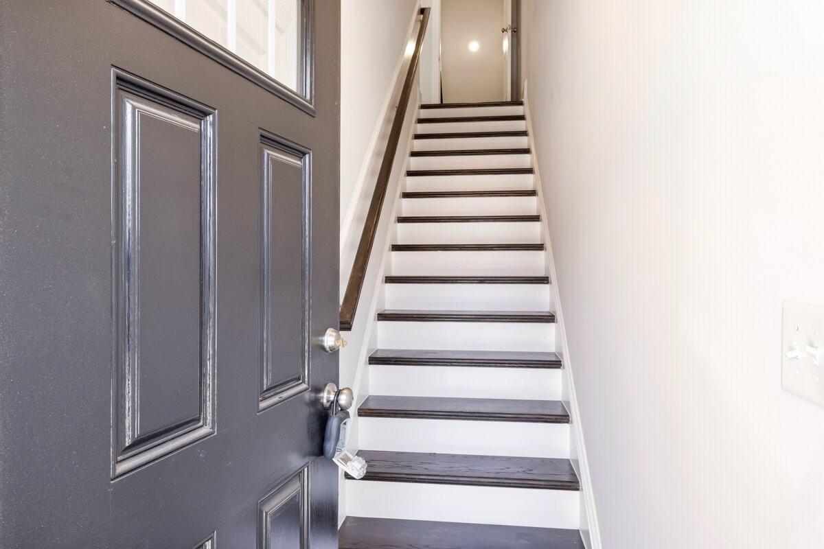 1105 Falling Rock Pl - Photo 4 of 26