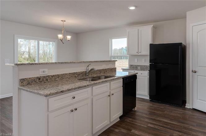 3998 Meredith Woods Ln - Photo 2 of 18