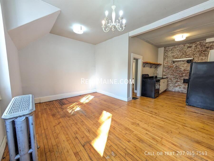 3 Cushing St #4 - Photo 6 of 13