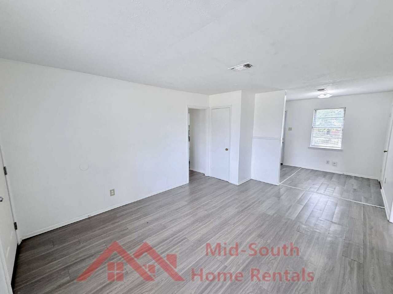 5057 Gill Rd - Photo 4 of 19