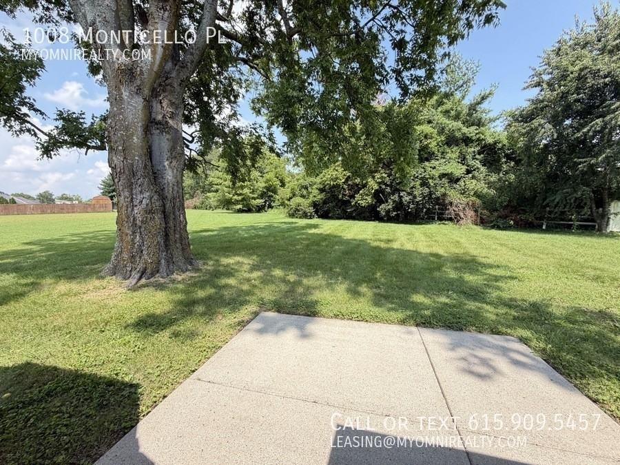 1008 Monticello Pl - Photo 2 of 21