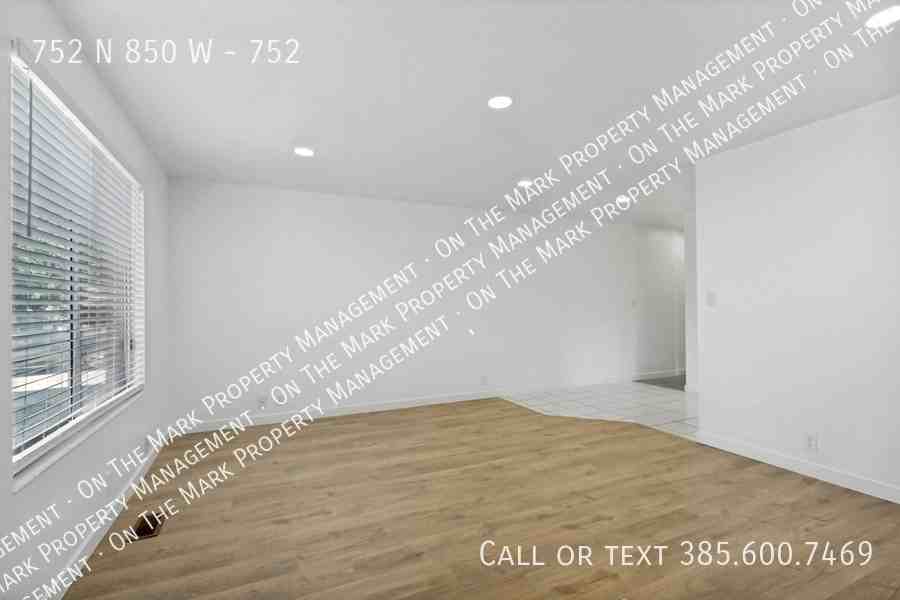 752 N 850 W #752 - Photo 5 of 24