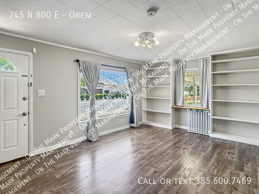 245 N 800 E #OREM - Photo 2 of 22