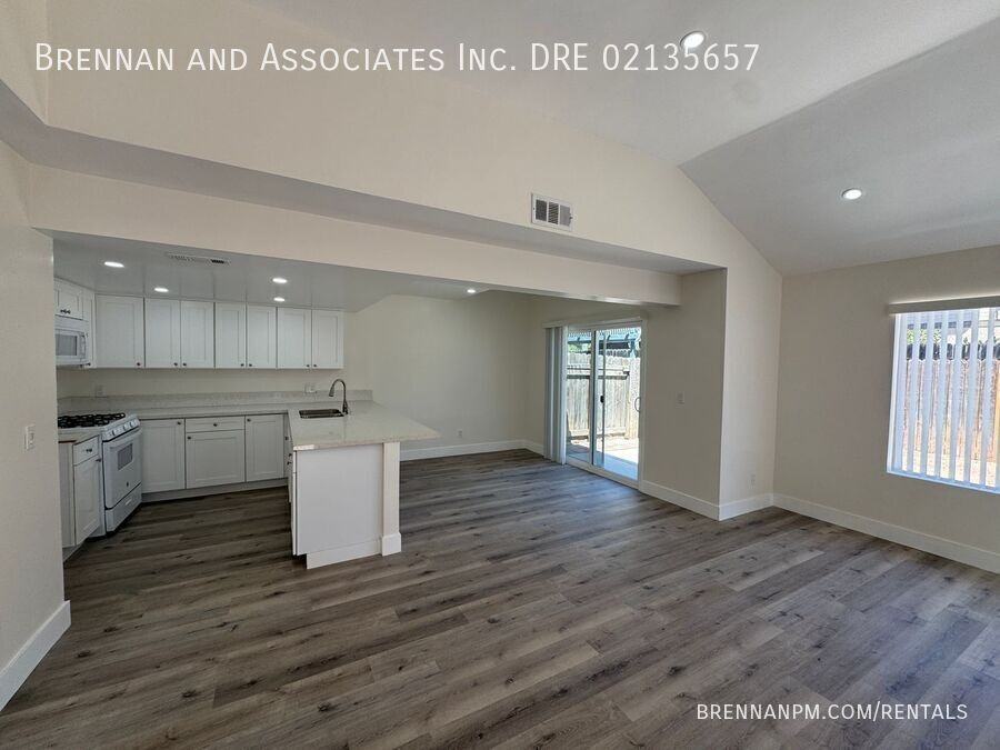 1130 Sumner Ave #J - Photo 4 of 26