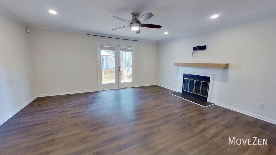 5622 Darrow Dr - Photo 3 of 41