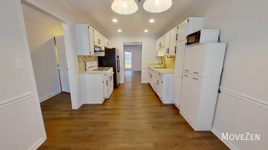 5622 Darrow Dr - Photo 7 of 41