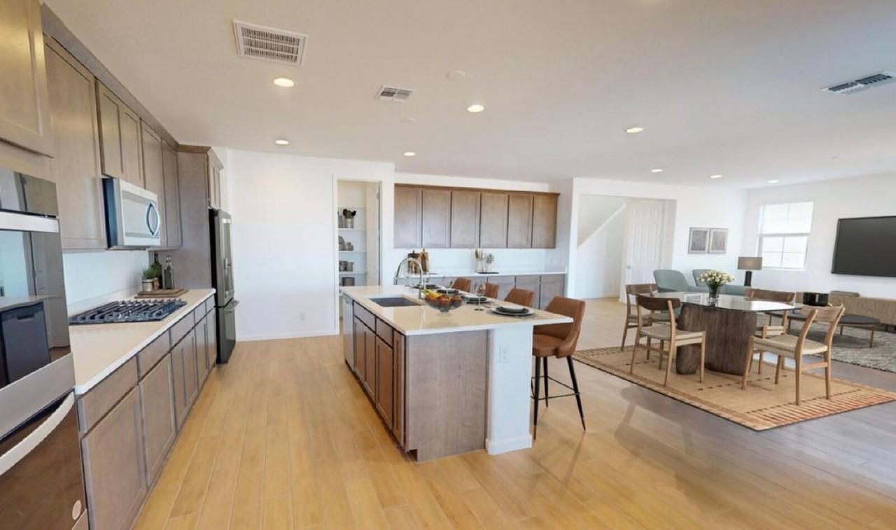1255 W J Waltz Way - Photo 3 of 28