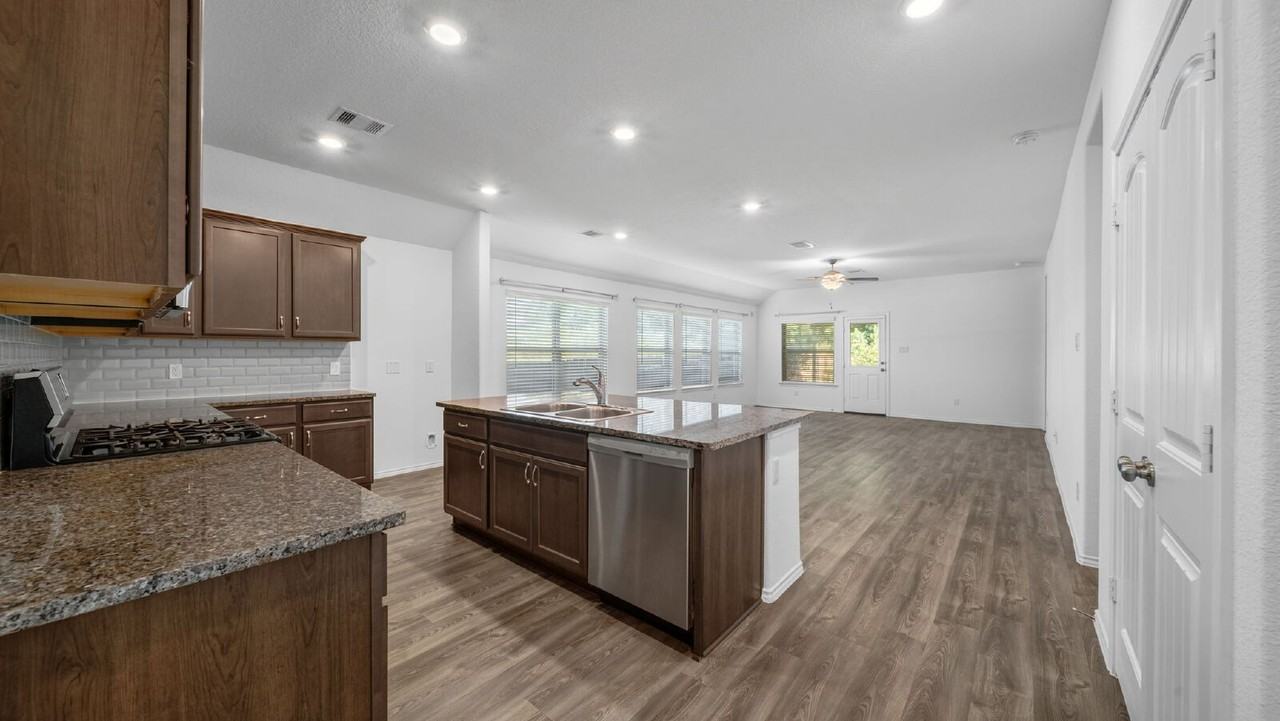12348 Delta Timber Rd - Photo 6 of 27