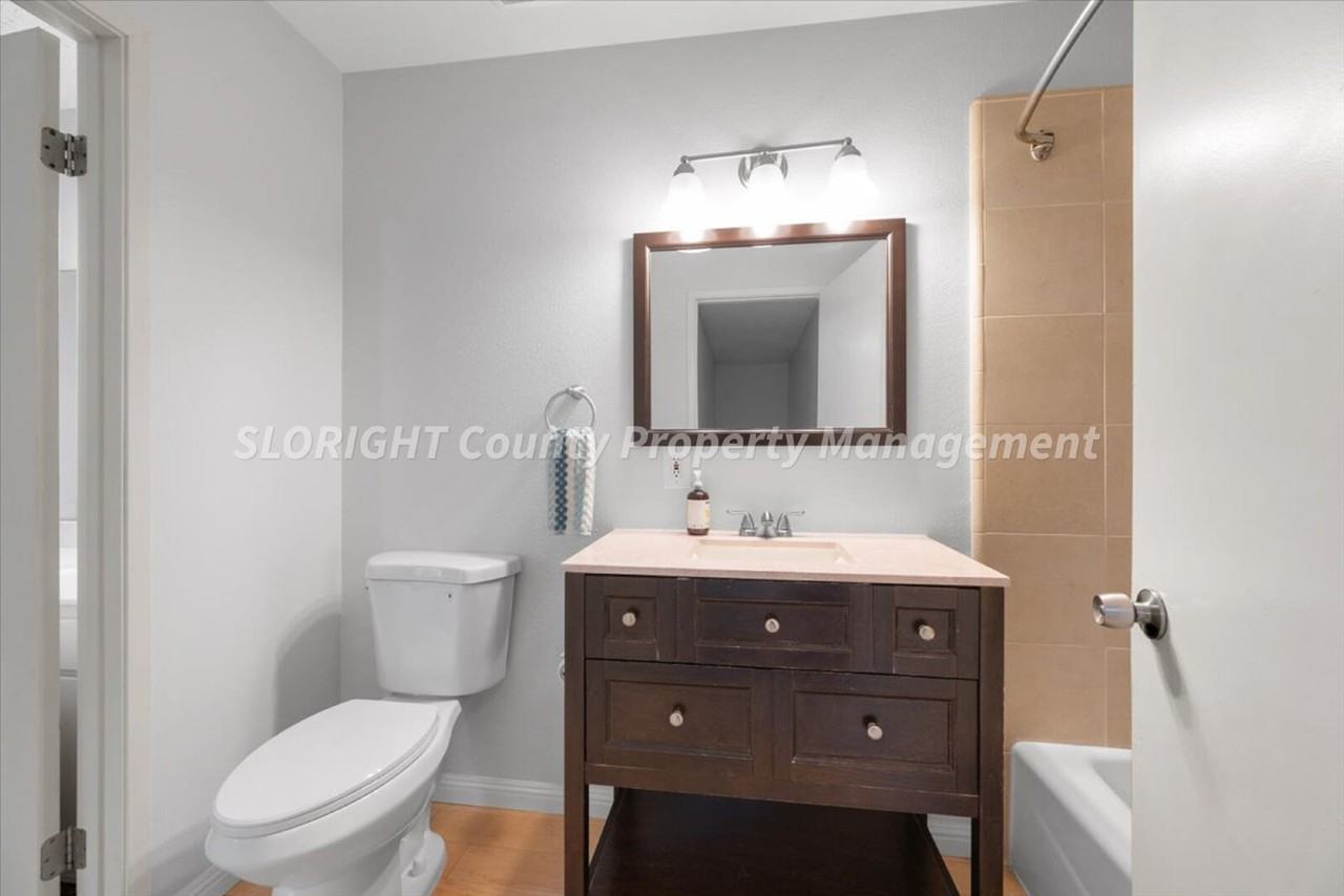 1351 Royal Way - Photo 2 of 23