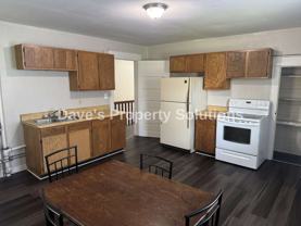 313 4th St #B - Photo 1 of 1