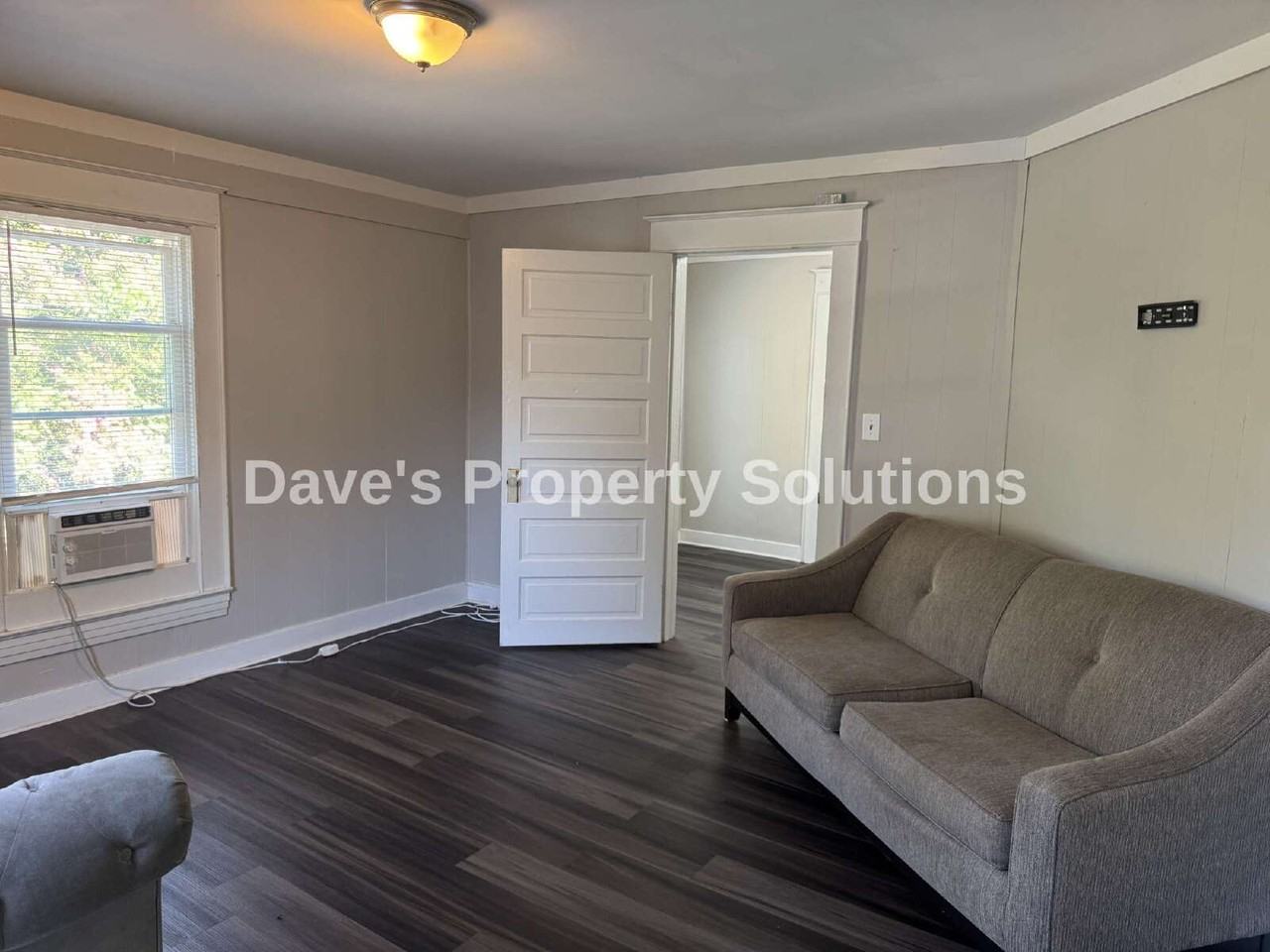 313 4th St #B - Photo 6 of 16