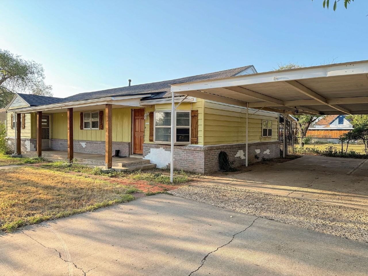 3221 Emory St - Photo 2 of 21