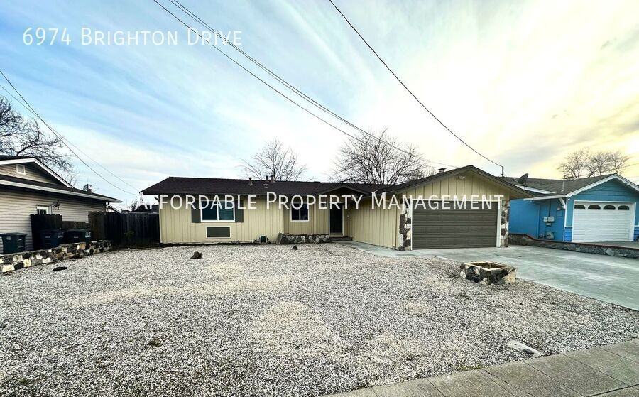 6974 Brighton Dr - Photo 2 of 16