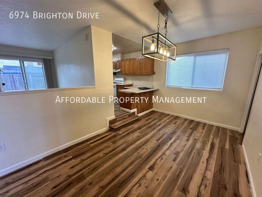 6974 Brighton Dr - Photo 5 of 16