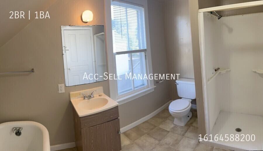 847 Bridge St Nw #2 - Photo 5 of 9